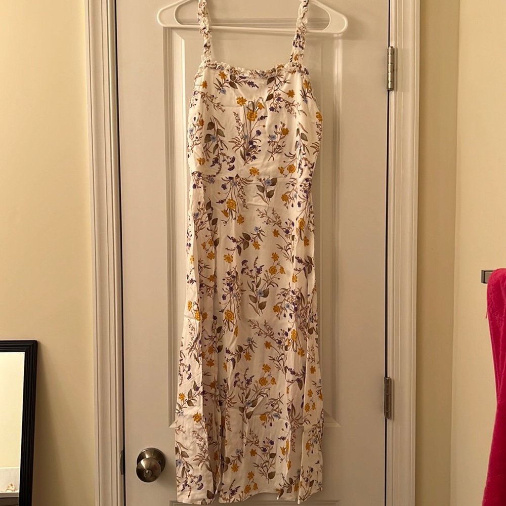 Blue Rain- Frencesca’s white with multi-color flower patterns. Size S